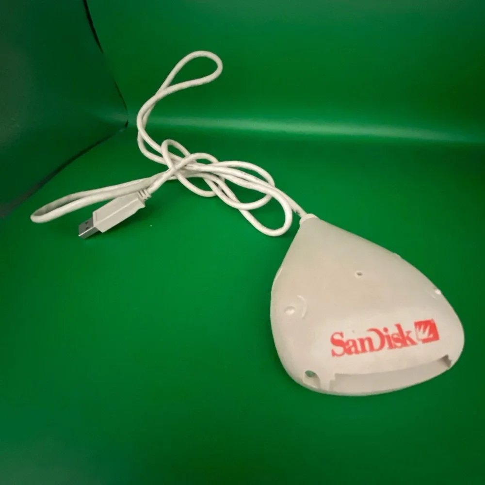 SanDisk Easy Mate